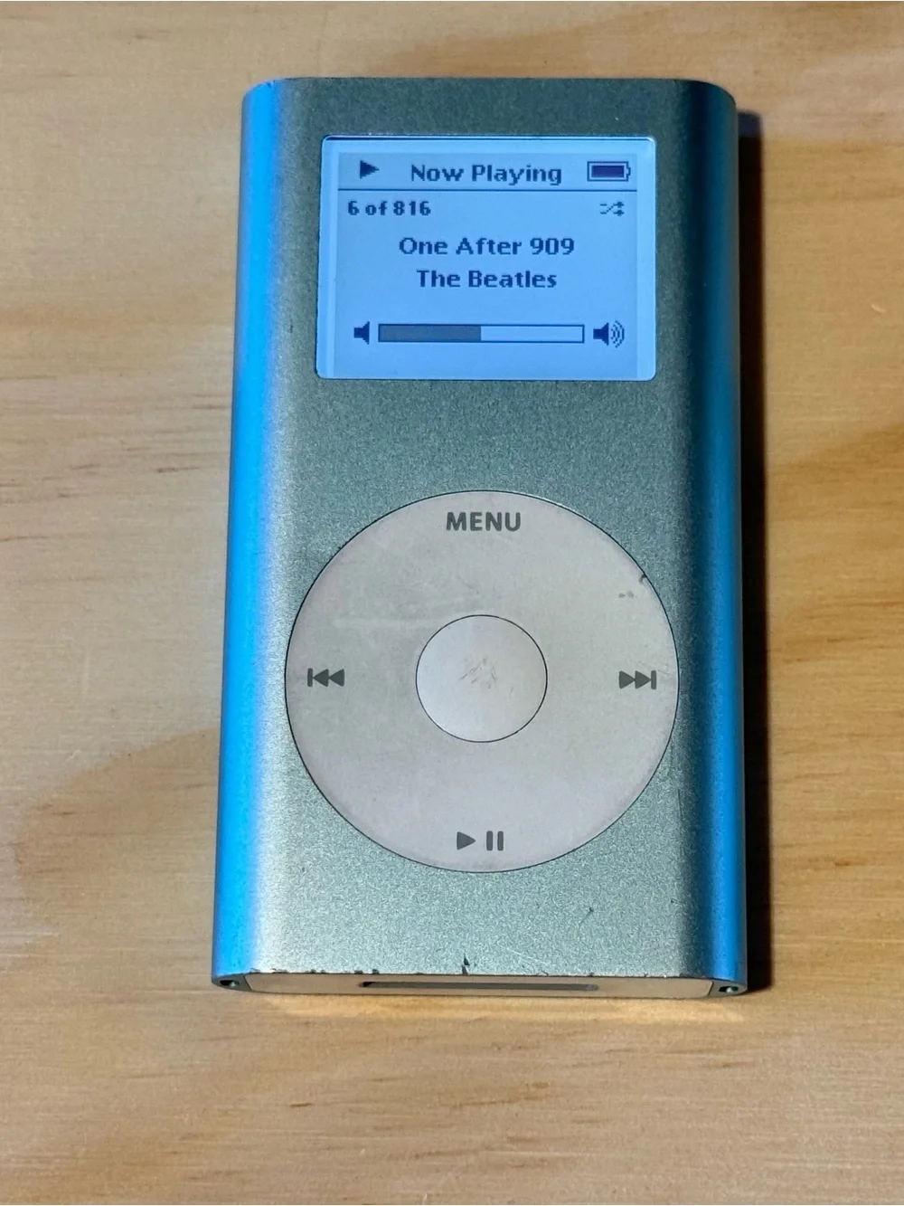 iPod Mini 1st Gen Model:A1051 4GB Sky Blue Tested Good w/816 Song Read Info Blw!